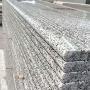 本溪芝麻白楼梯踏步 花岗岩楼梯板材